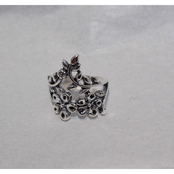 Two Piece Ring Set - Picture 5 of 8